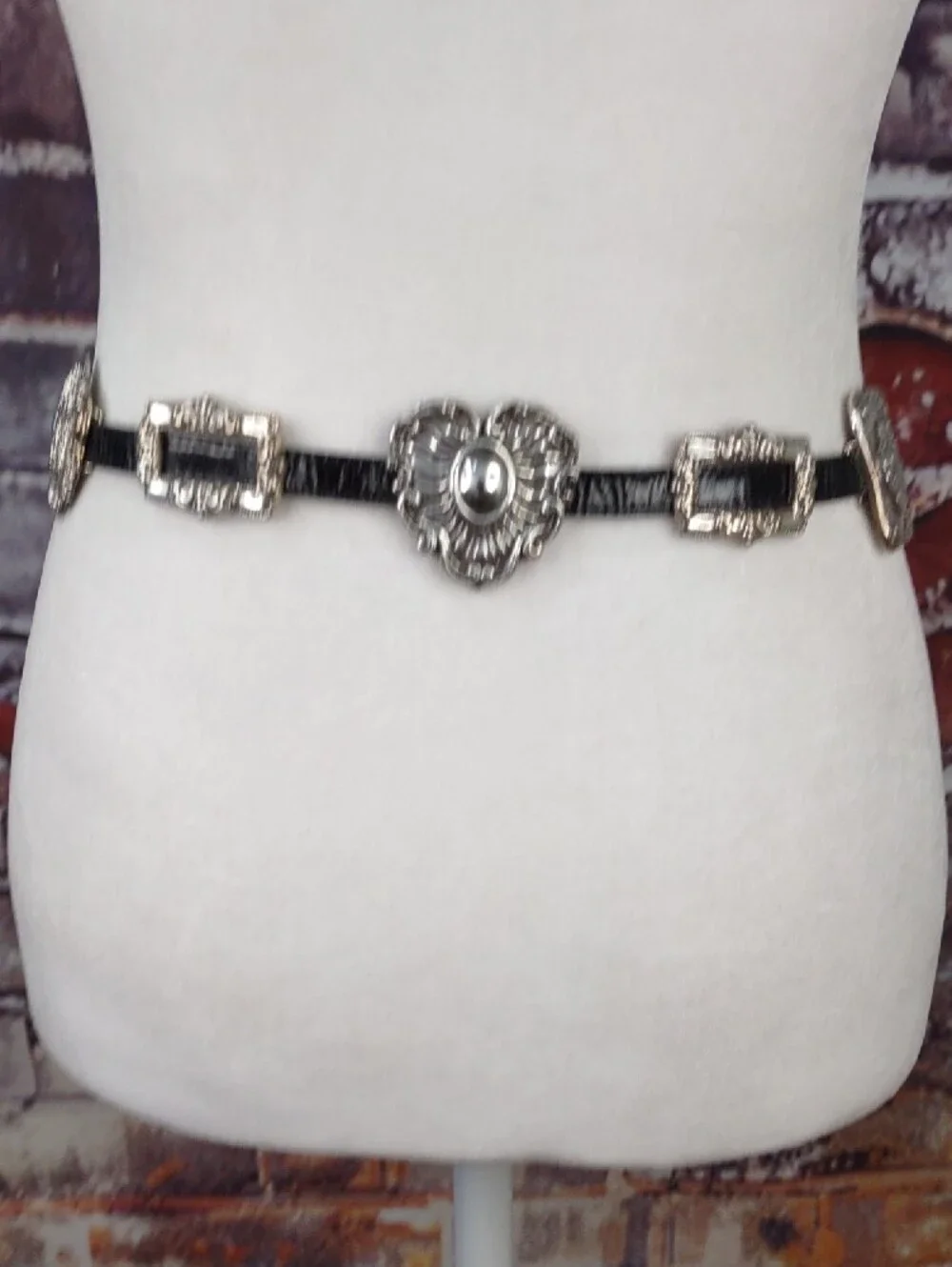Brighton Concho Belt w/Dangling Chain Link